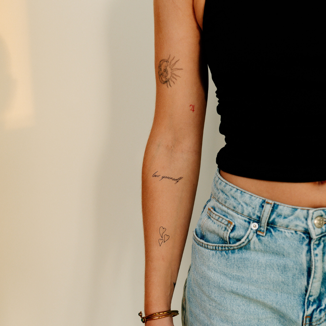 Wrist temporary tattoos: 8 popular designs compared